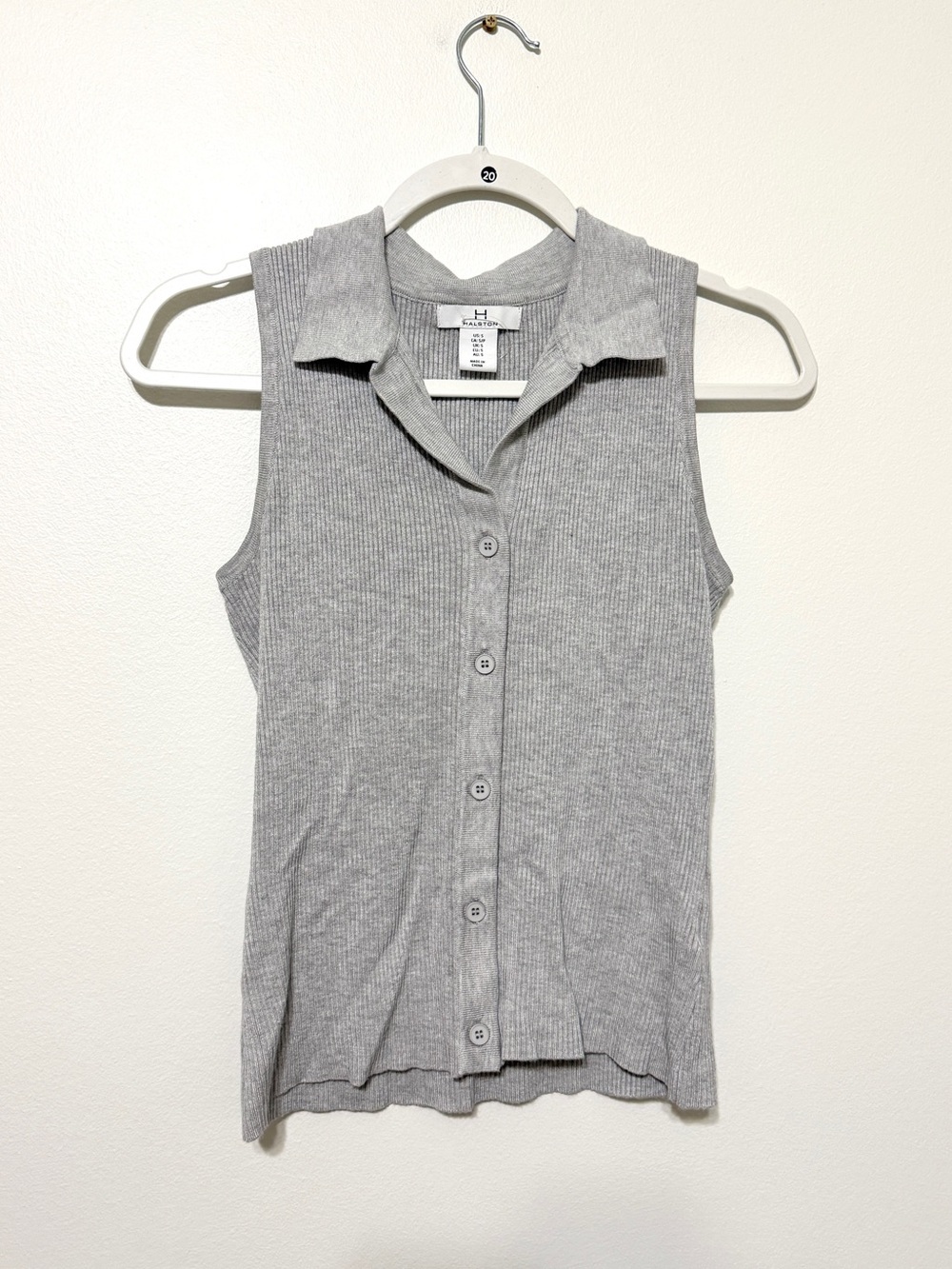 Halston Button Down Sweater Vest Size Small Gray Sleeveless Knit